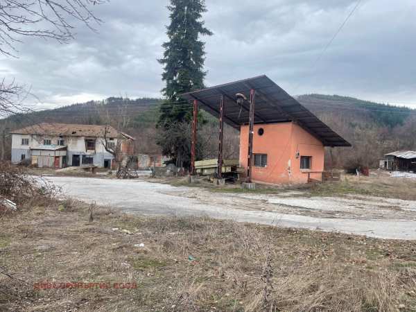 Продава бизнес имот, с. марица, област софия област