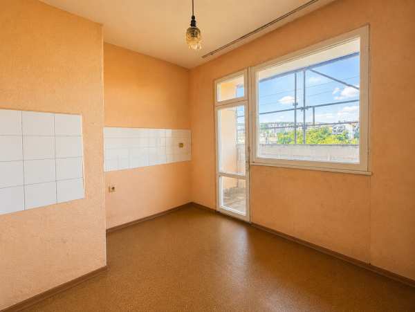 Продава 2-стаен, гр. шумен, 5-ти полк