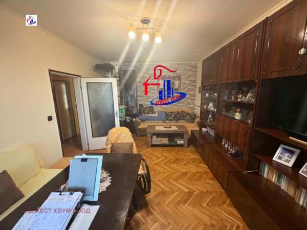Продава 3-стаен, гр. шумен, добруджански
