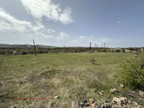 Продава земеделска земя, гр. перник, област перник