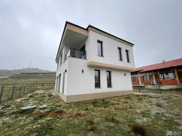 Продава къща, с. изгрев, област благоевград