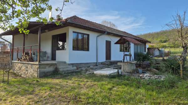 Продава къща, с. александрово, област шумен