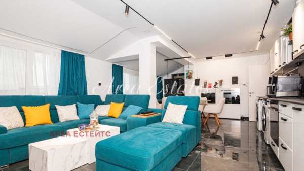 Продава  многостаен гр. Созопол, област Бургас
      144 кв.м