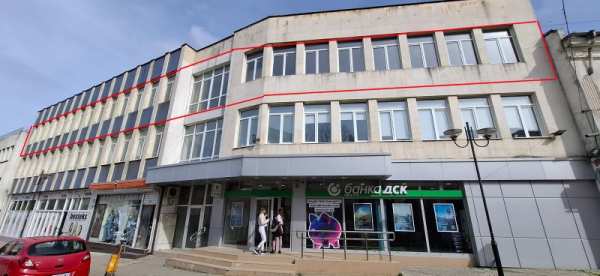 Продава офис, гр. карнобат, област бургас