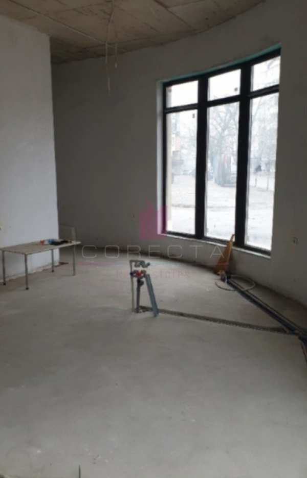 Продава офис, гр. русе, широк център