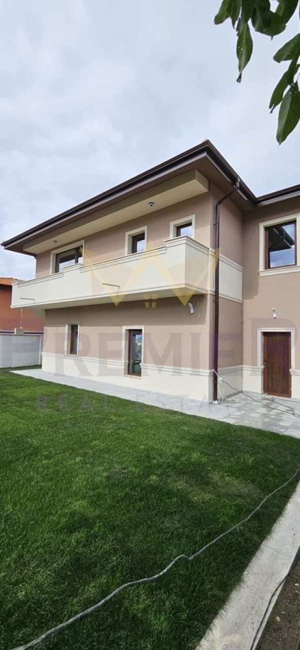 Продава къща, с. белащица, област пловдив