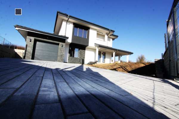 Продава къща, с. гурмазово, област софия област