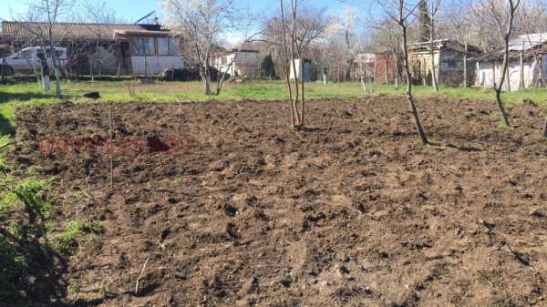 Продава парцел, с. езерово, област варна
