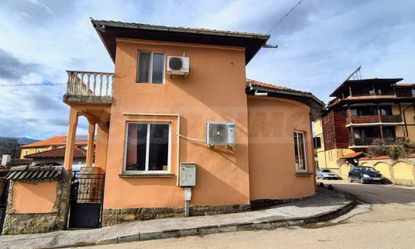 Продава къща, гр. априлци, област ловеч