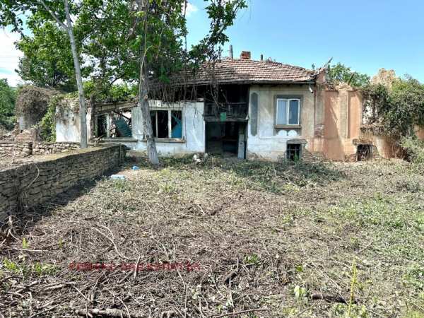 Продава къща, с. дъскот, област велико търново