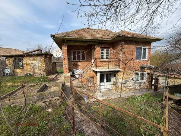Продава къща, с. нова върбовка, област велико търново