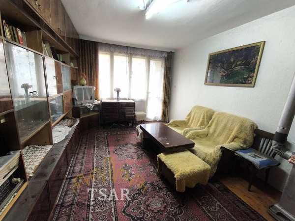 Продава 4-стаен, гр. велико търново, център