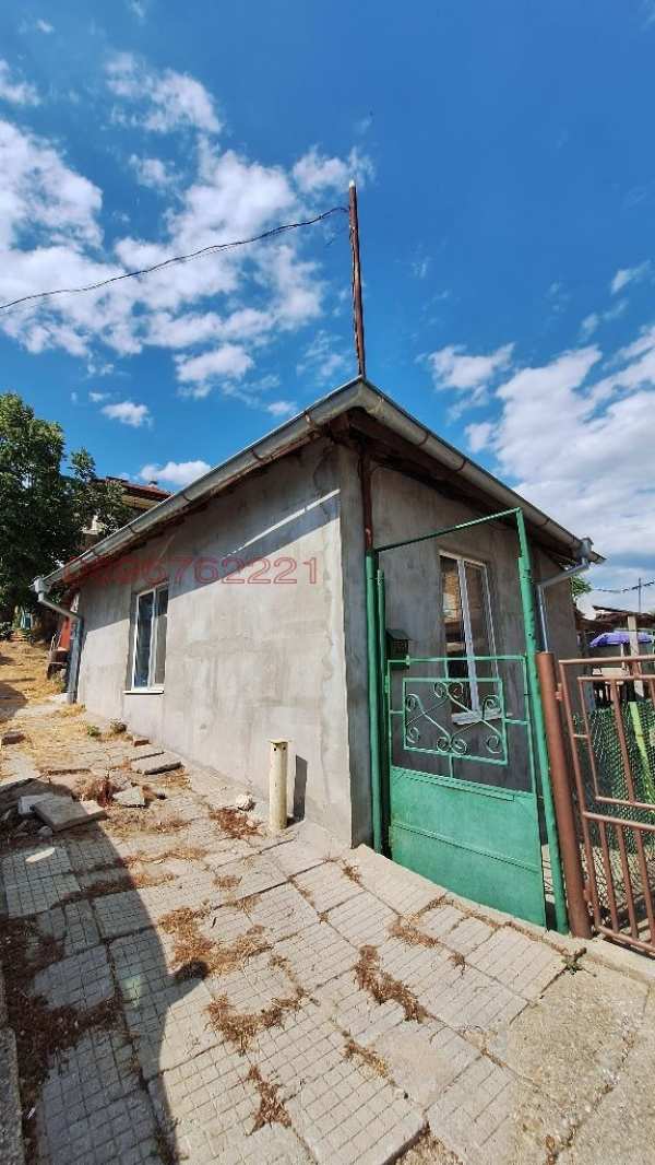 Продава къща, гр. нови пазар, област шумен