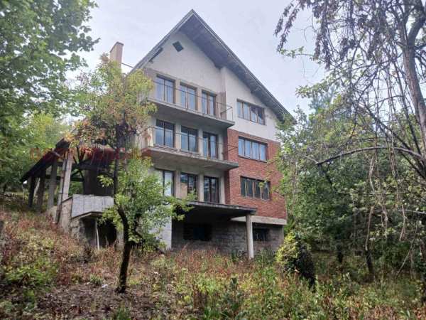 Продава вила, с. рударци, област перник