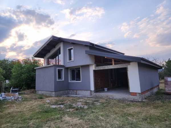 Продава къща, гр. чирпан, област стара загора