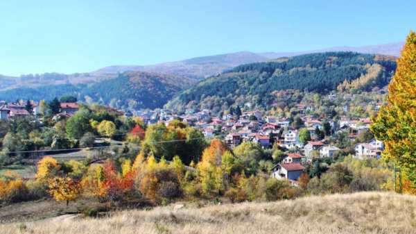 Продава хотел, гр. софия, с. железница