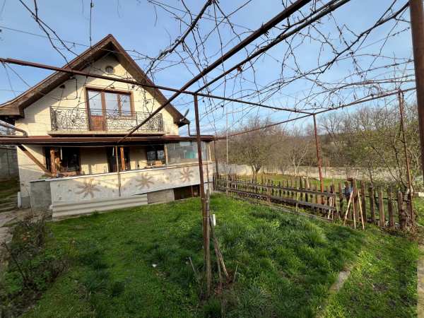 Продава къща, гр. казанлък, област стара загора