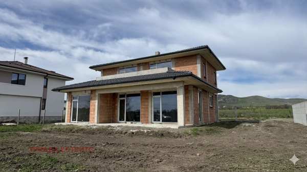 Продава къща, гр. бургас, банево