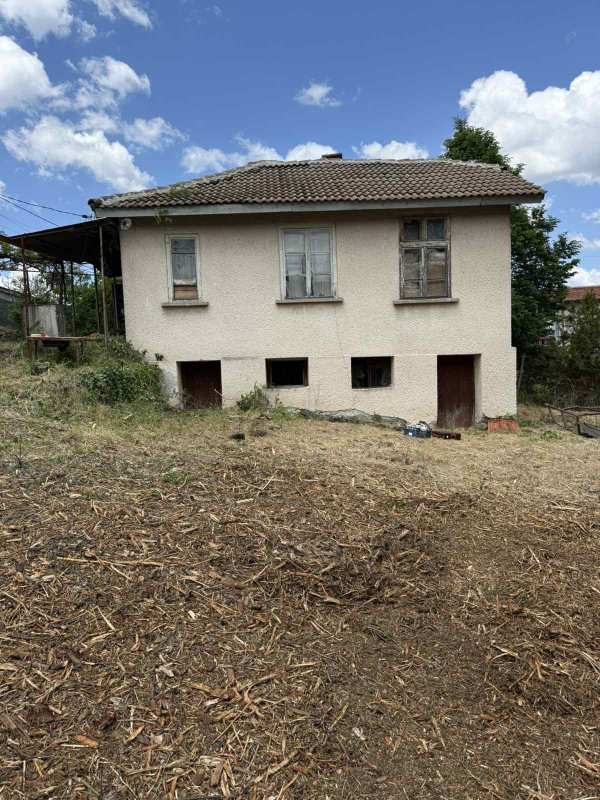 Продава къща, с. касилаг, област перник