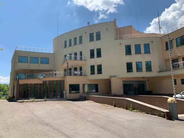 Продава хотел, гр. севлиево, област габрово