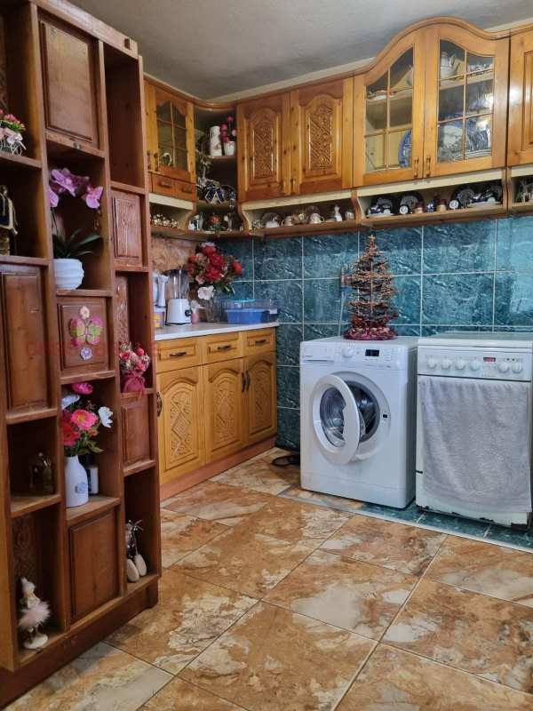 Продава 2-стаен, гр. трявна, област габрово