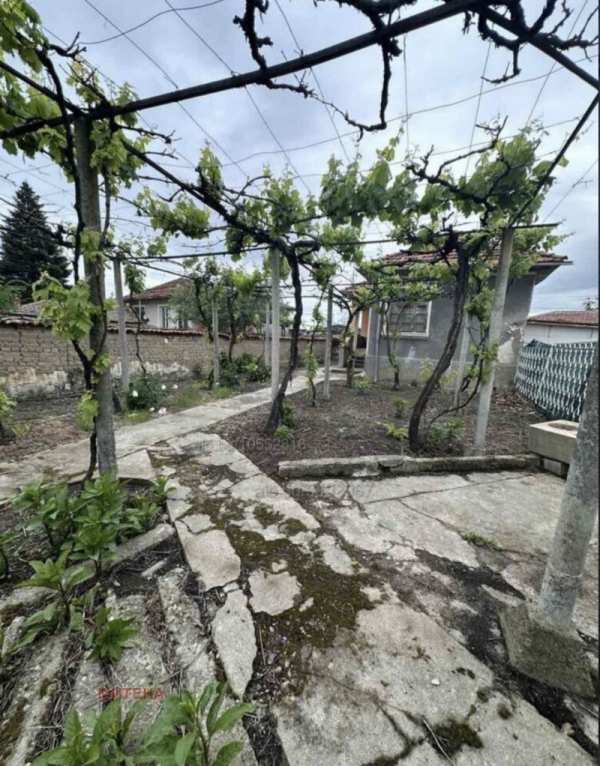 Продава  къща с. Ръжево Конаре, област Пловдив
      120 кв.м