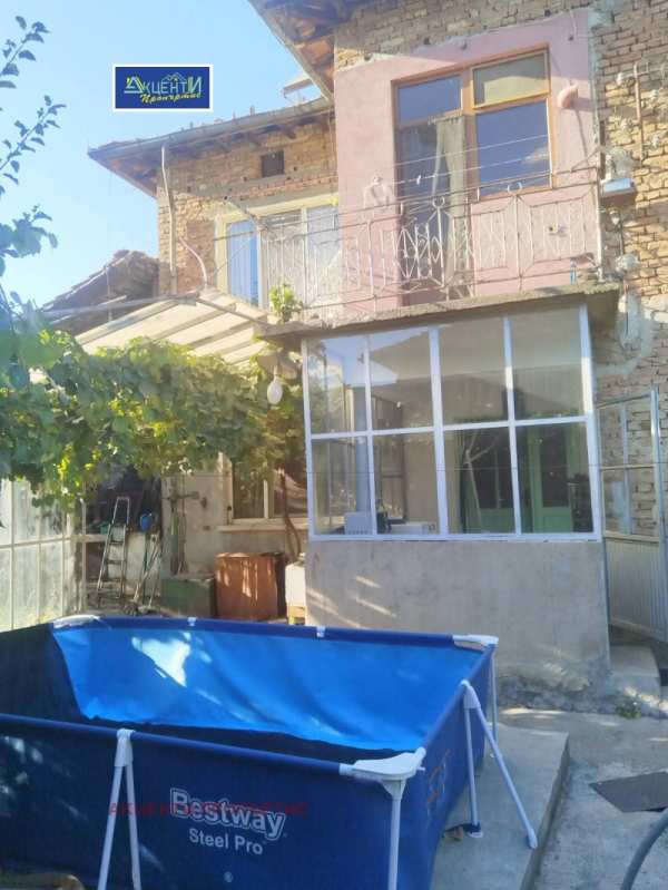 Продава къща, гр. дебелец, област велико търново