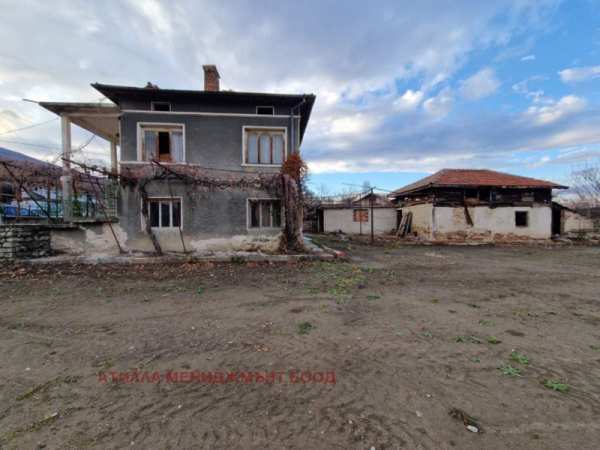 Продава къща, с. варвара, област пазарджик
