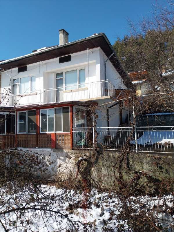 Продава къща, с. елешница, област благоевград