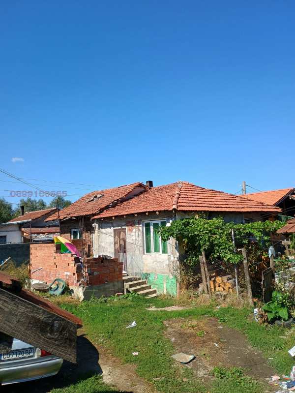 Продава къща, гр. ихтиман, област софия област