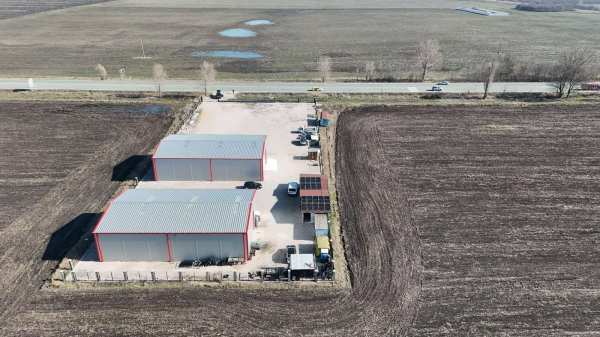 Продава склад, гр. божурище, област софия област