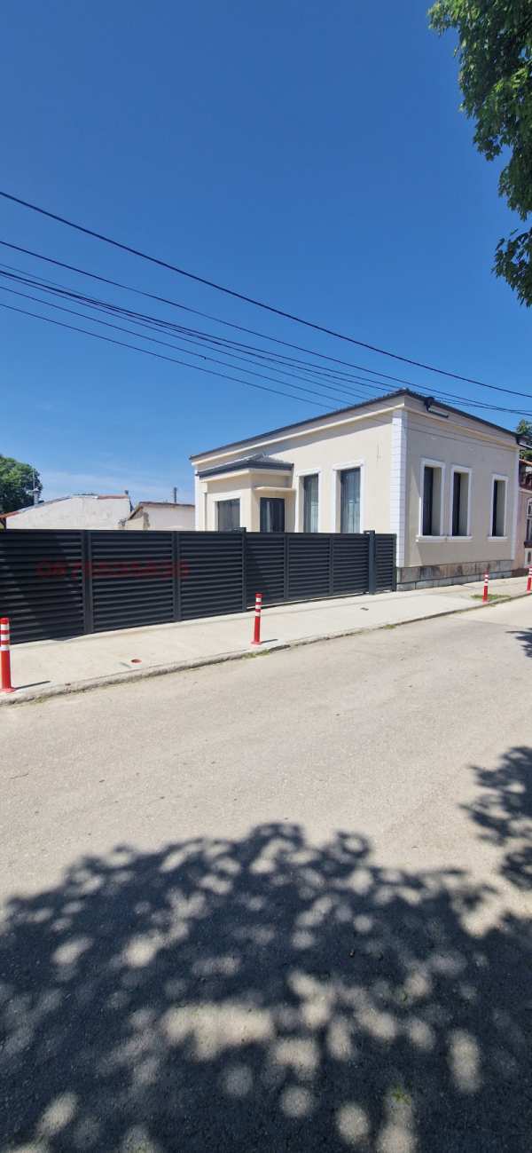 Продава офис, гр. силистра, център