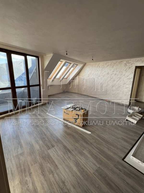 Продава 3-стаен, гр. сливен, център