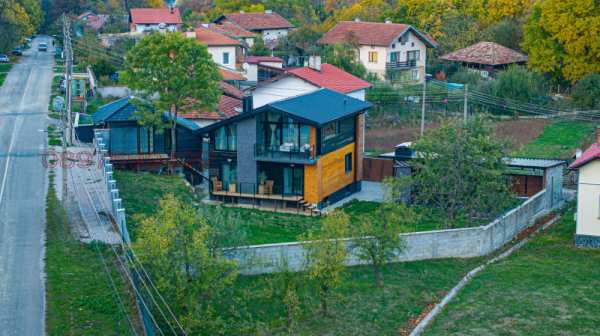 Продава къща, гр. априлци, област ловеч