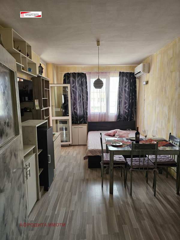 Продава 1-стаен, гр. стара загора, три чучура - юг