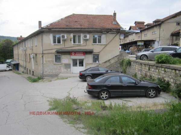 Продава склад, гр. горна оряховица, област велико търново