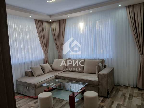 Продава етаж от къща, гр. пещера, област пазарджик