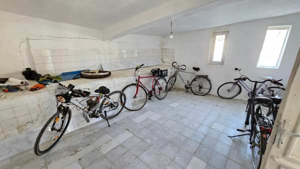 Продава магазин, гр. разград, житница