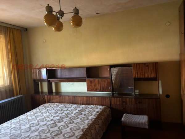 Продава  3-стаен гр. Полски Тръмбеш, област Велико Търново
      98 кв.м