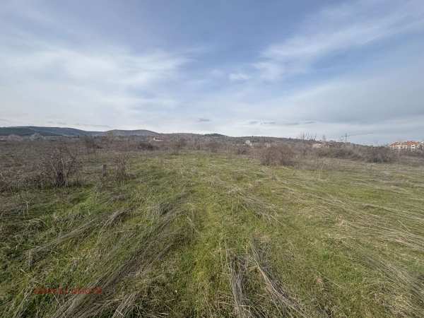 Продава парцел, гр. стара загора, железник - център