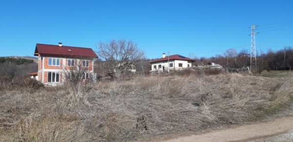 Продава парцел, с. драговищица, област софия област