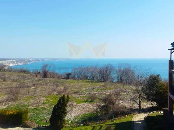 Продава 3-стаен, гр. каварна, област добрич