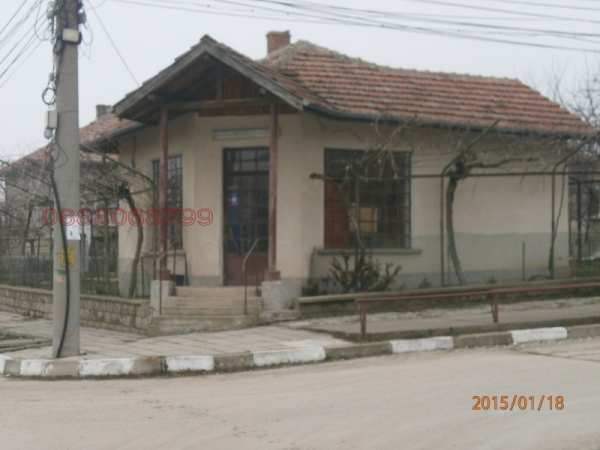 Продава  магазин гр. Белене, област Плевен
      38 кв.м