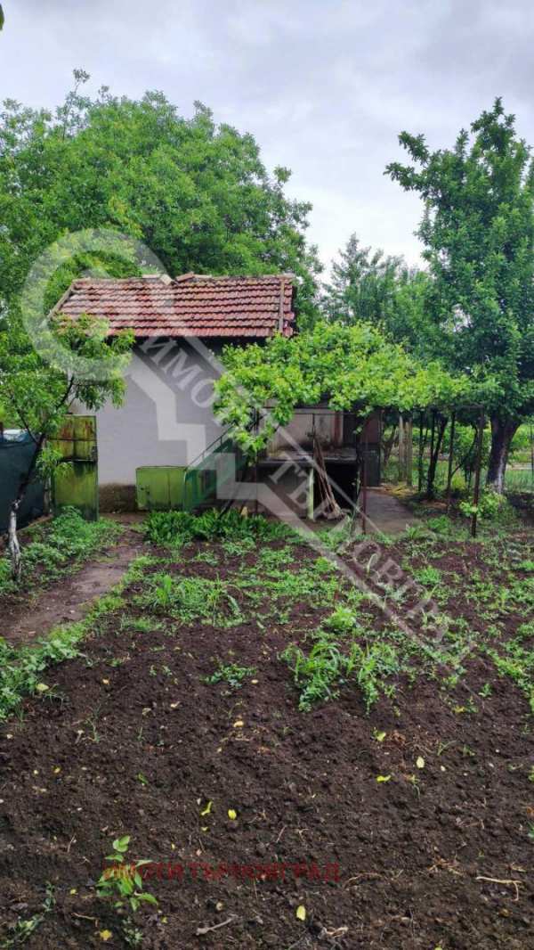 Продава вила, с. раданово, област велико търново