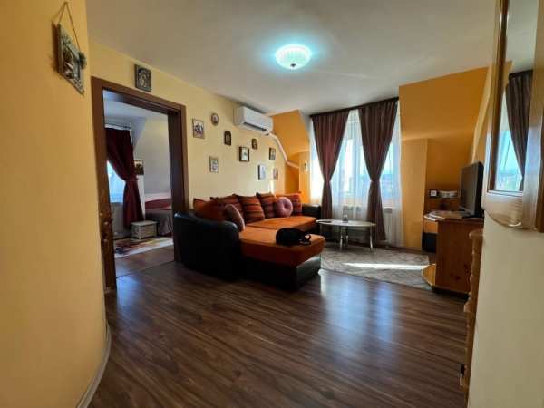 Продава  2-стаен град Монтана, Широк център
      56 кв.м