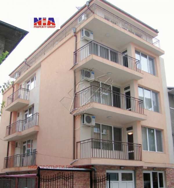 Продава  хотел гр. Поморие, област Бургас
      640 кв.м