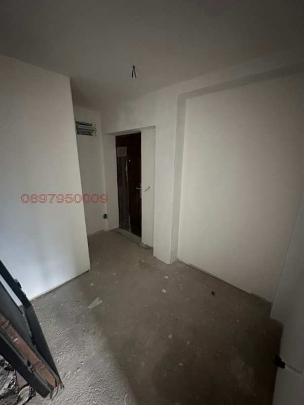 Продава 3-стаен, гр. дупница, област кюстендил