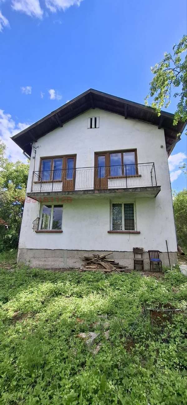 Продава вила, с. борнарево, област перник