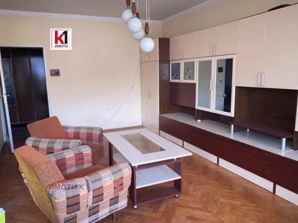 Продава  4-стаен гр. Пещера, област Пазарджик
      110 кв.м