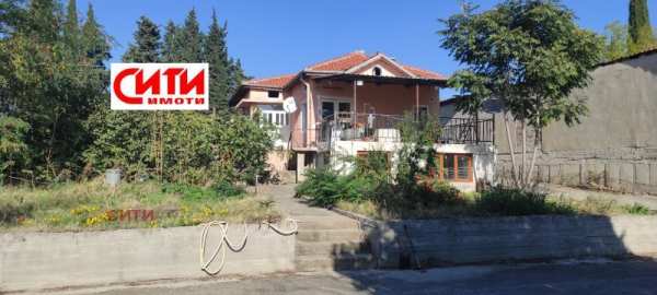 Продава  къща с. Богомилово, област Стара Загора
      70 кв.м